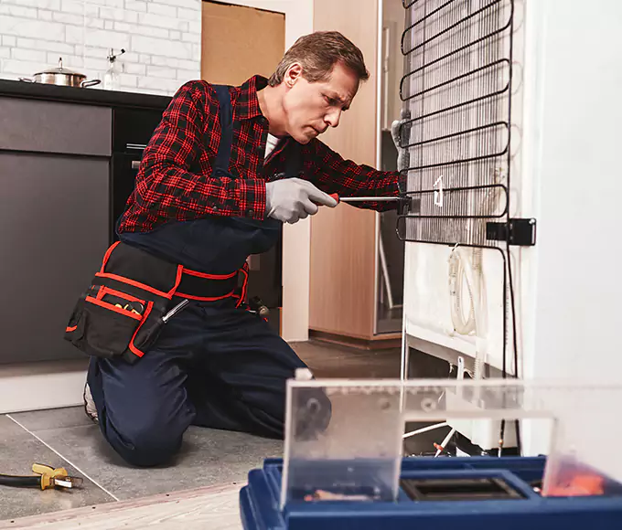 Why Everett, MA Food Service Operators Trust Everett Appliance Pro for Every Commercial Refrigerator Repair Service?