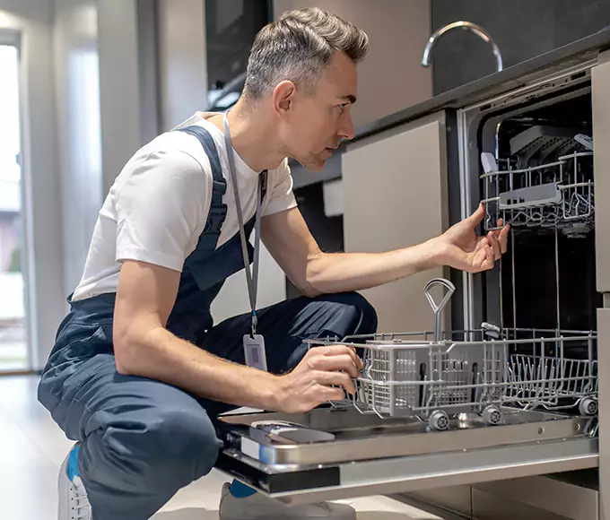 Why Everett Homeowners Pick Everett Appliance Pro for Every Dishwasher Breakdown?